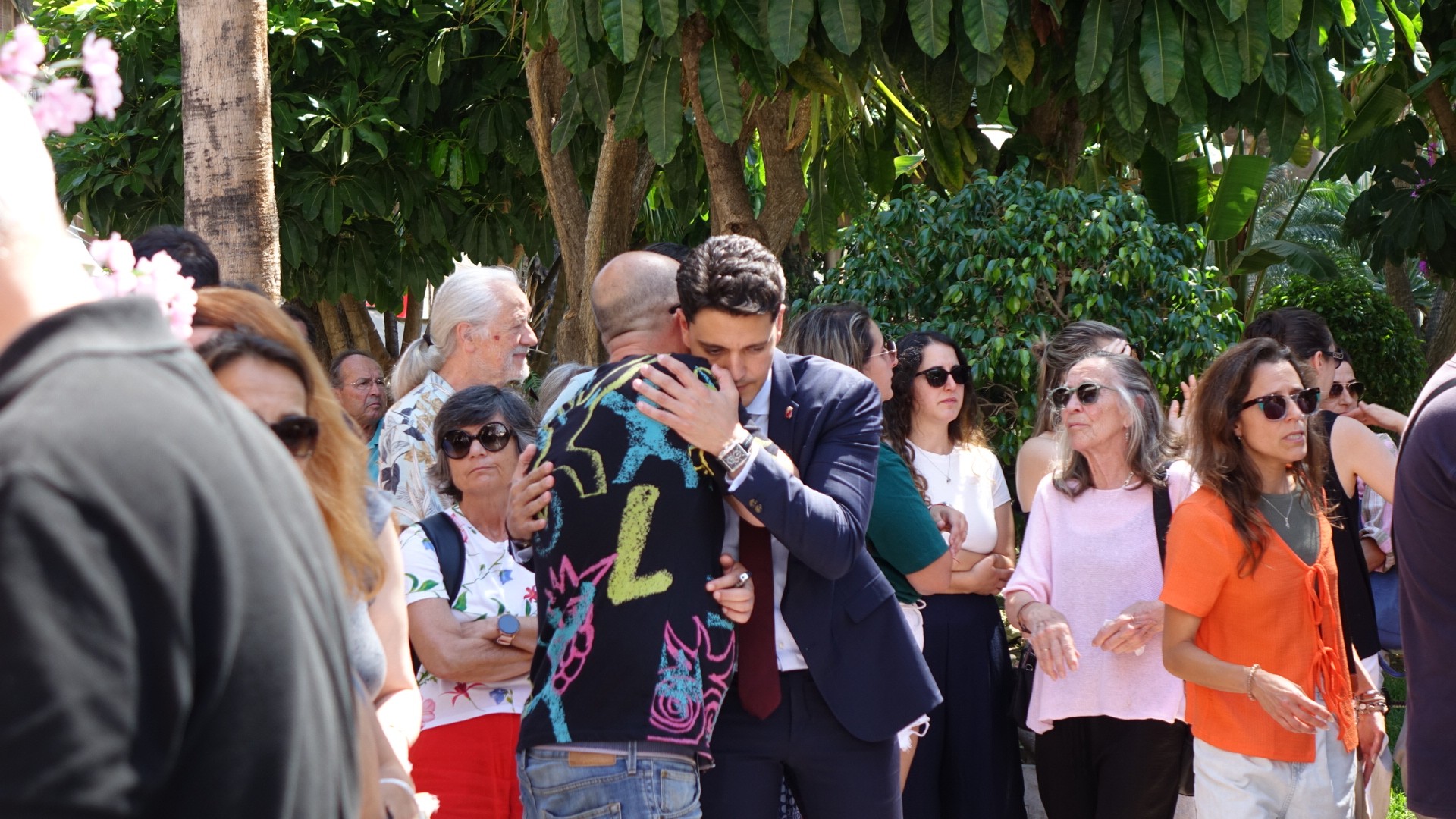 MINUTO SILENCIO CRISTBAL 2.jpg
